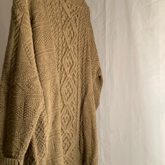 Hand knit sweater large weathervane - Picture 9 of 16